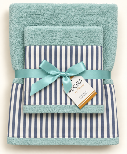 Set asciugamani bagno viso e ospite in spugna di cotone verde acqua con bordo a righe blu e bianche 