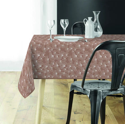 Tovaglia antimacchia marrone con fantasia botanica su tavolo da pranzo rettangolare