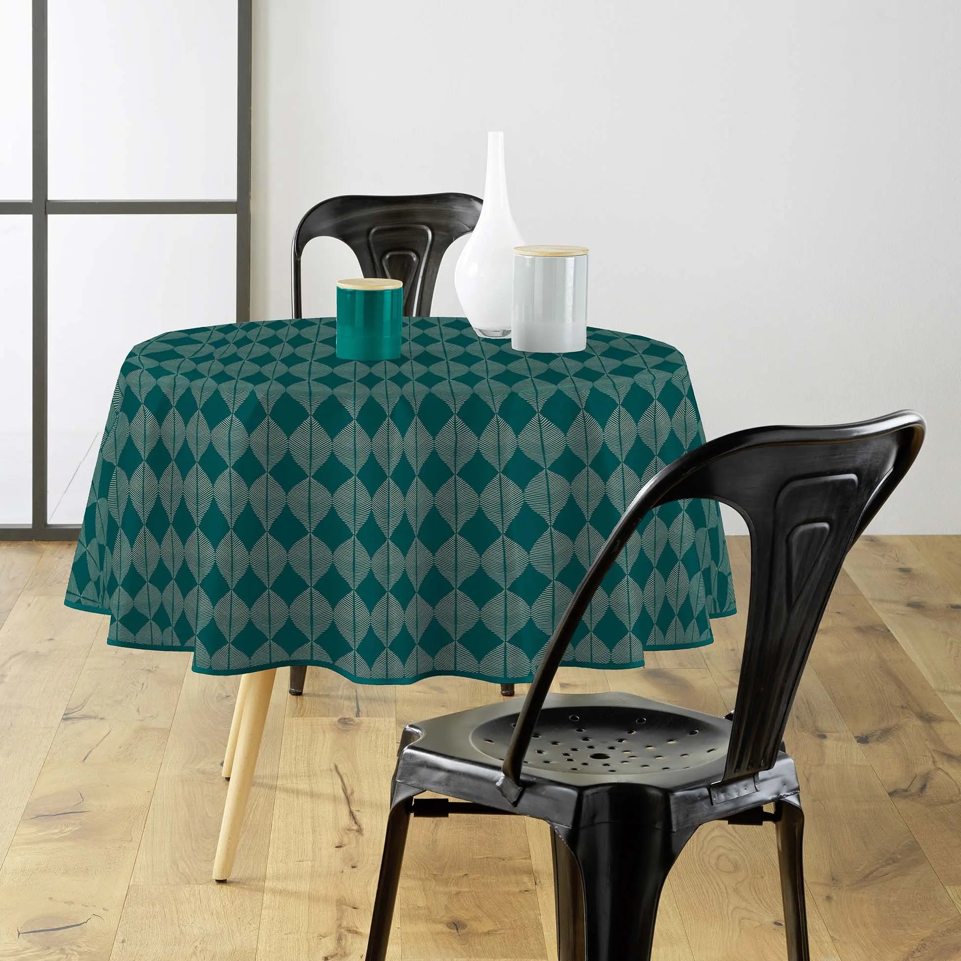 Tovaglia antimacchia rotonda verde ottanio con motivo geometrico elegante e raffinato