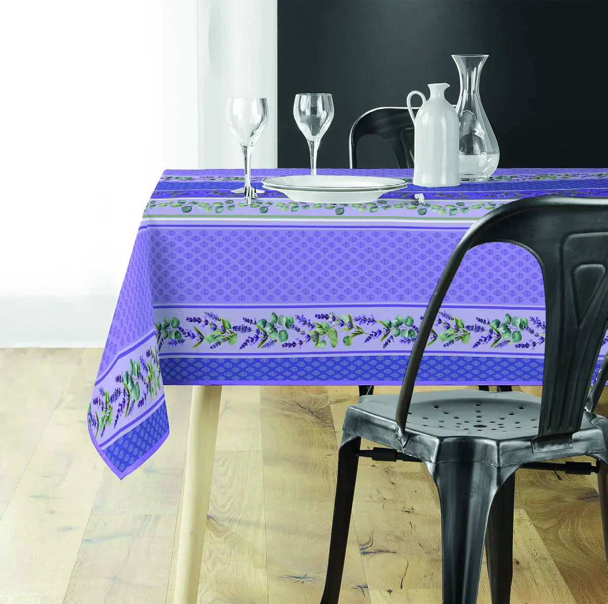 Tovaglia antimacchia rettangolare viola con motivo provenzale floreale